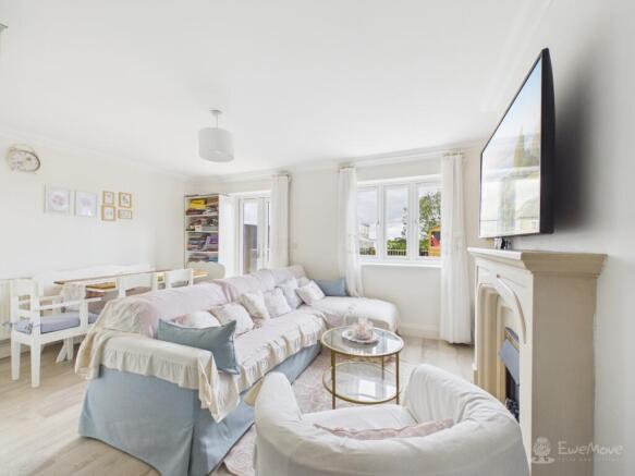 Living room- Mark Stephens EweMove Newmarket and S