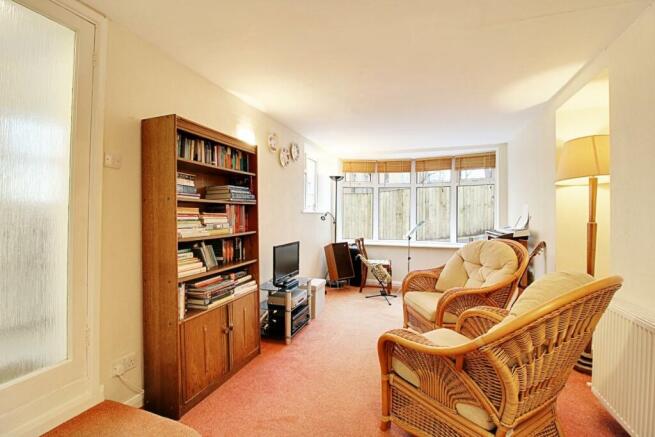 Reception 2 or Bedroom 5.jpg