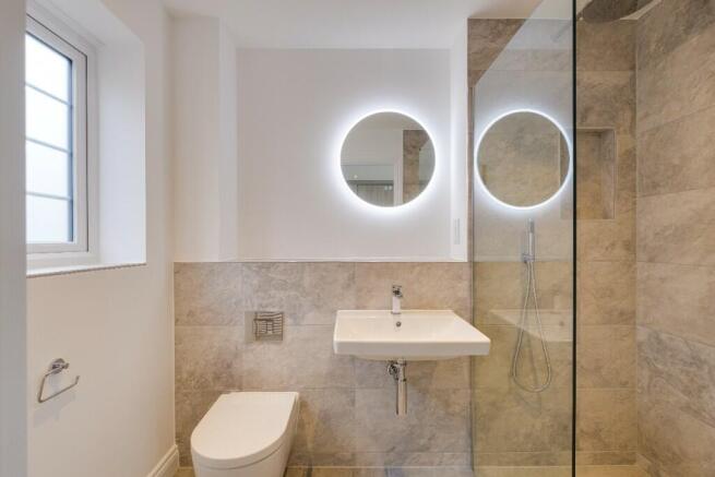 Ensuite