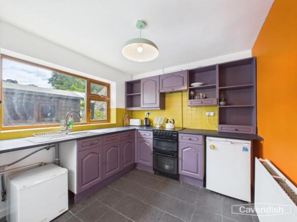 KITCHEN / DINING ROOM