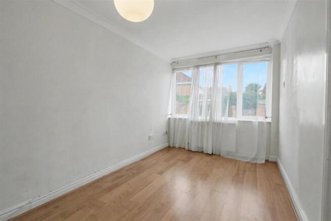Study/dining room