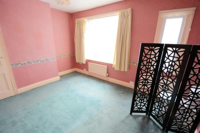 Bedroom 1 (front)