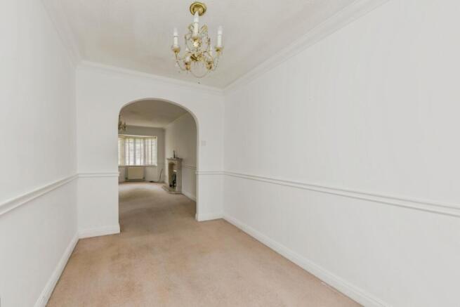 Bishopton Drive, MACCLESFIELD, Cheshire, SK11 photo 4