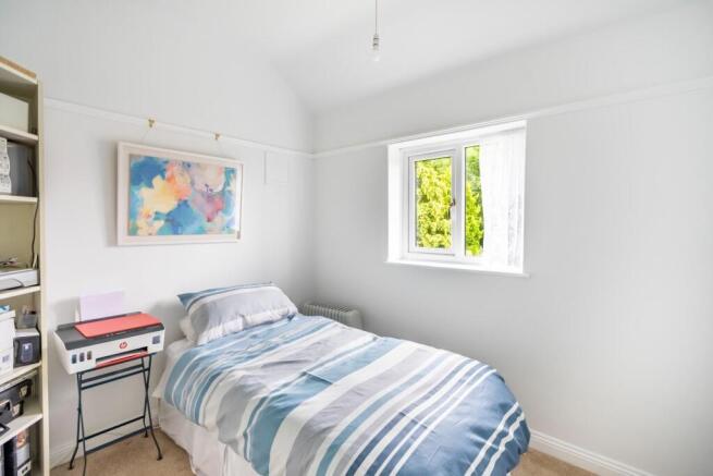 3 bed Semi-Detached for sale Image 9