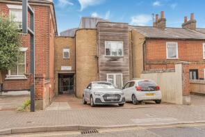 Flat 5, 34a Henley House, Lattimore Road, St. Albans AL1 3XW