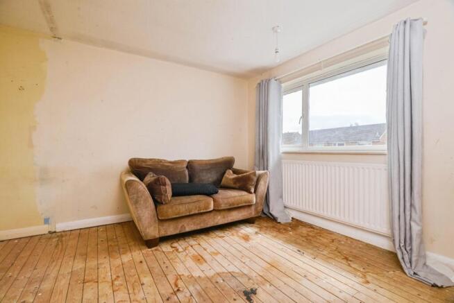 3 bed Semi-Detached for sale Image 10