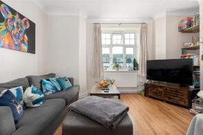 Flat 29, Holmefield Court, Belsize Grove, London NW3 4TT