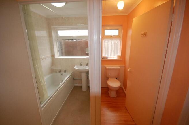 Bathroom & WC
