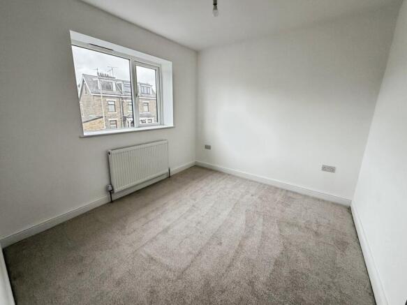 4 bed Town House for sale Image 10