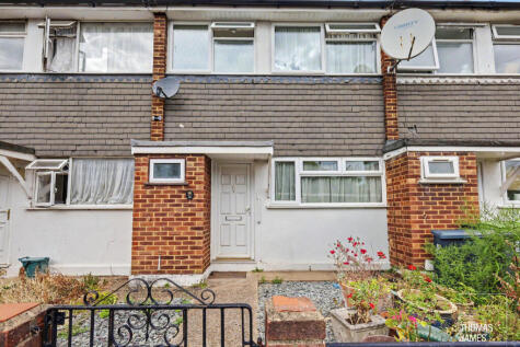 Palace Road, London, N11