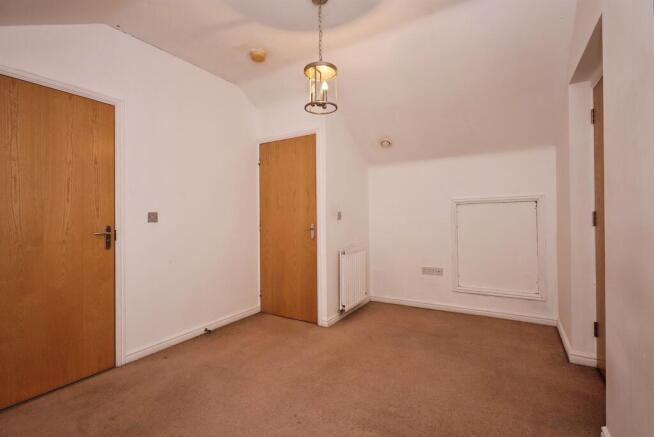2 bed Flat for sale Image 8