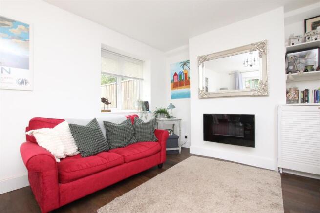 Living Area.JPG