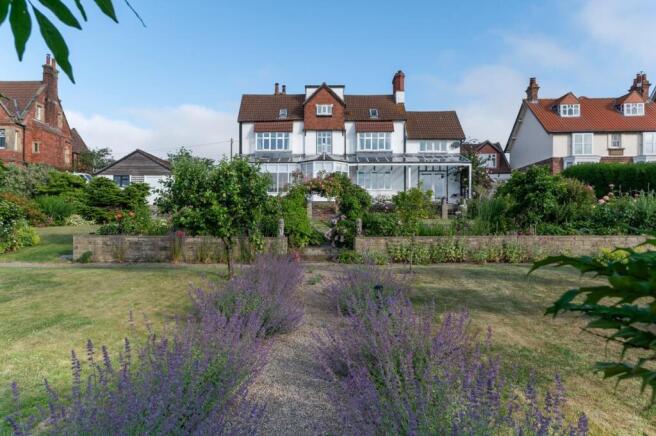 8 bed Not Specified for sale Image 4