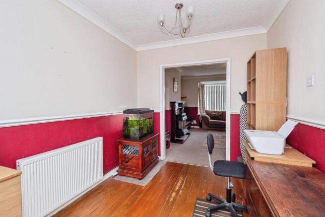 3 bed Semi-Detached for sale Image 6