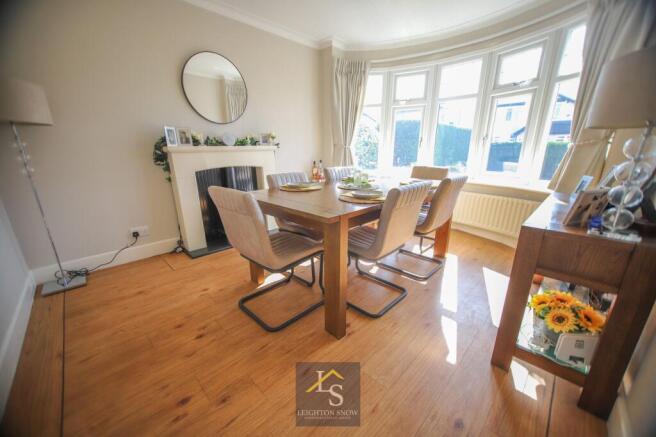Waterloo Road, Bramhall, SK7 photo 4