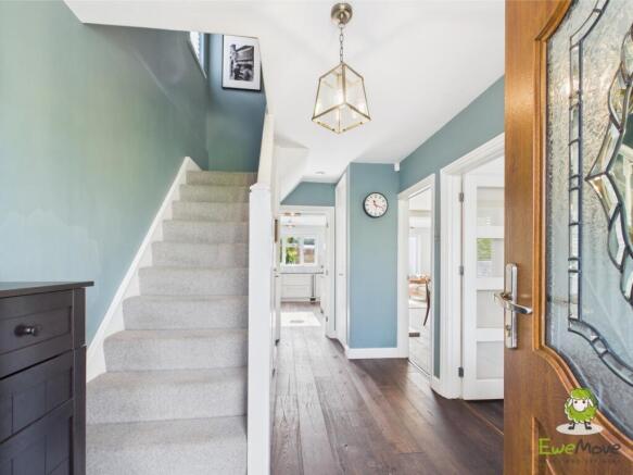 EweMove Estate Agents Basingstoke - Winchester Roa