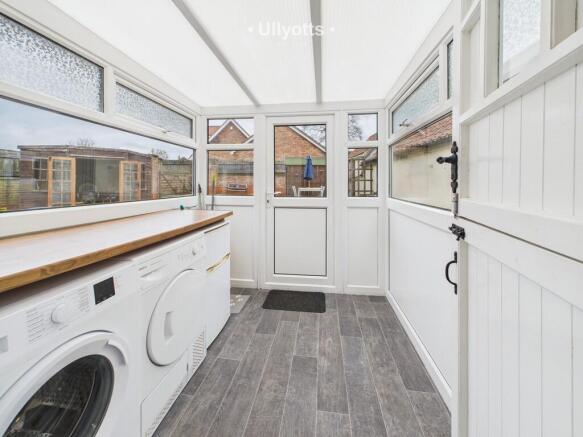 Sun Room/Utility