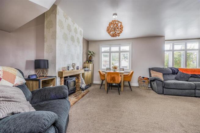47 Frogmore Lane, Horndean-PorticoMarketing-SoldBy