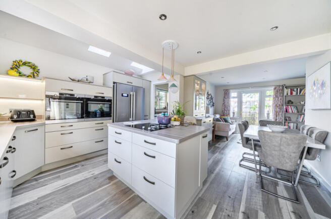 Kitchen / Dining