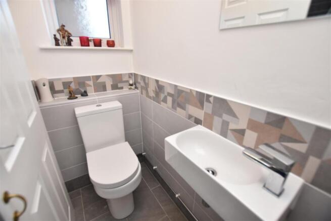 GROUND FLOOR WC