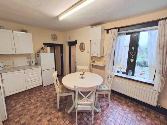 3 bed Cottage for sale Image 11