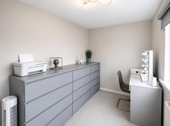 2 bed Semi-Detached to rent Image 11