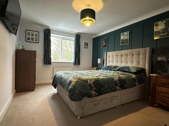 Bed 1.JPG