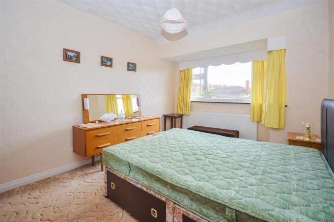 3 bed Semi-Detached for sale Image 5