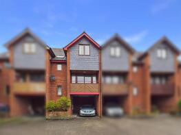 4, Cwrt Hafren, Llanidloes SY18 6BH