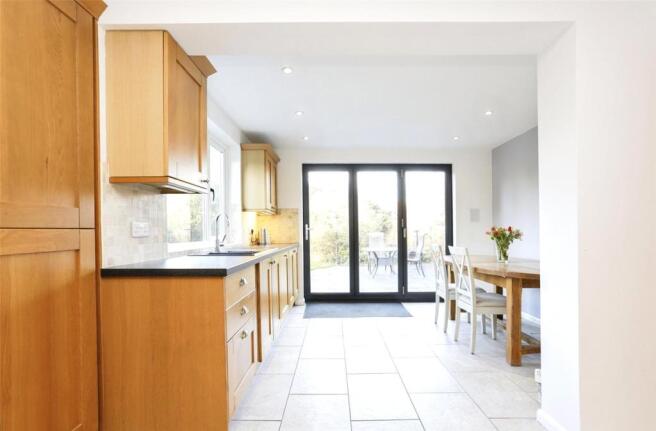 Kitchen/Dining Area