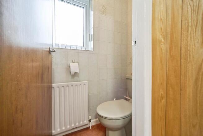 3 bed Semi-Detached for sale Image 12