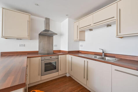 Drift Court, Gallions Reach, London, E16