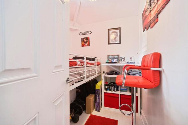 3 bed Semi-Detached for sale Image 11