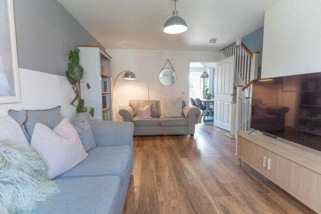 3 Upper Barton - ...