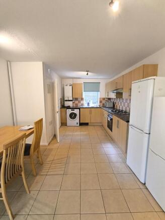Stonebridge Court, Northampton - View 6