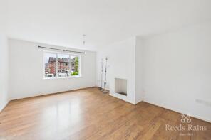Flat 4, 330 Alderley Court, Dialstone Lane, Offerton, Stockport SK2 7GA
