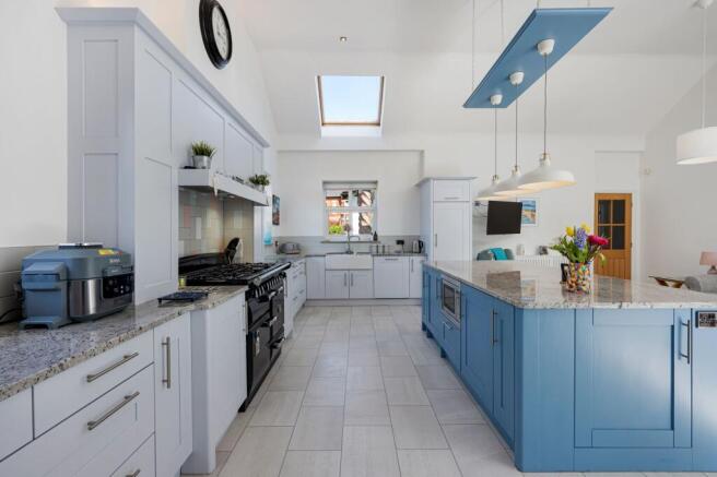 Ashton Lane, Sale, M33 - View 4
