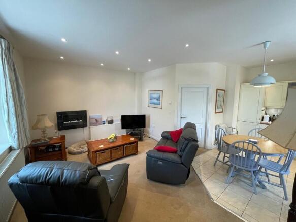 open plan lounge/...