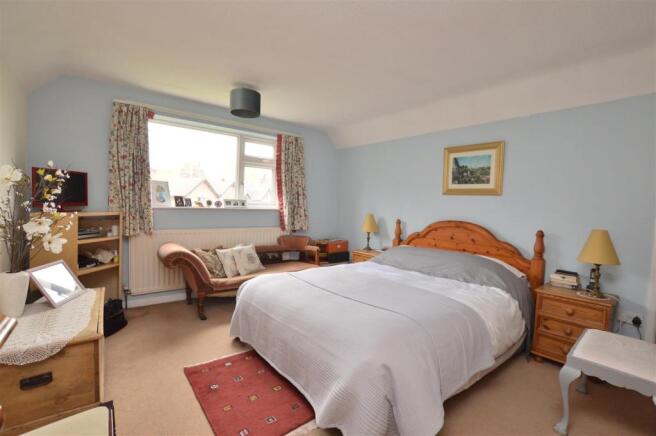 Double Bedroom 1
