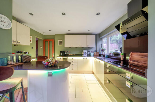 763ee567-1ad2-405...