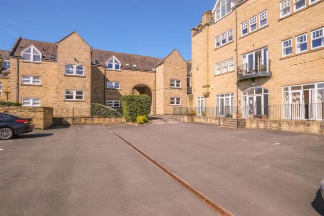1 bed Apartment for sale Image 9