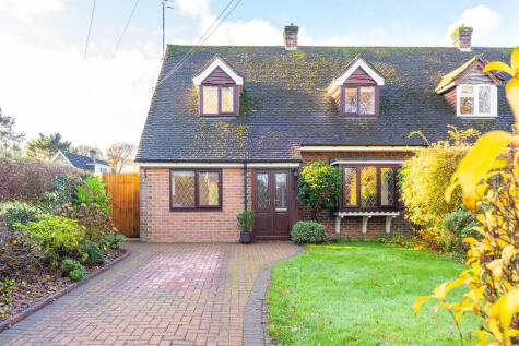 Village Street, Newdigate