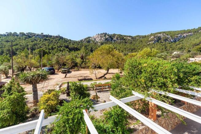 04-sarraco-Charmante Finca im Kuenstlerdorf S¿Arracó-kaufen-landschaft