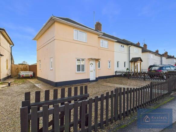 Front/Side of Hou...