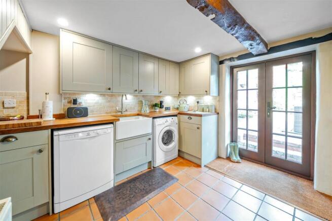 28 Brackley Road