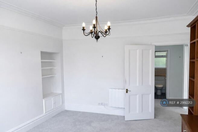 Apartment in Dartmouth - More
