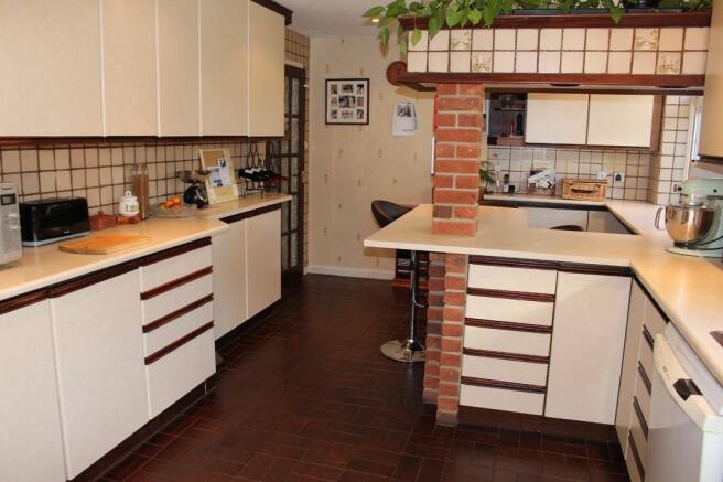 Rear Aspect Kitch...