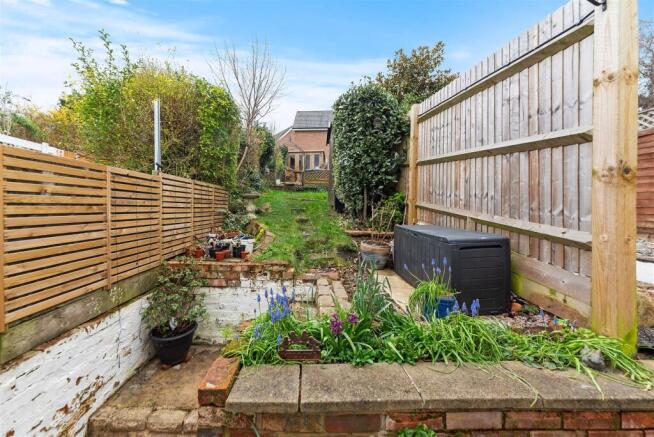 84 Pembury Road-26.jpg