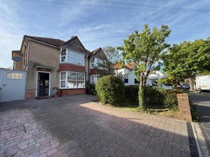 Cavalry Crescent, Eastbourne, BN20
