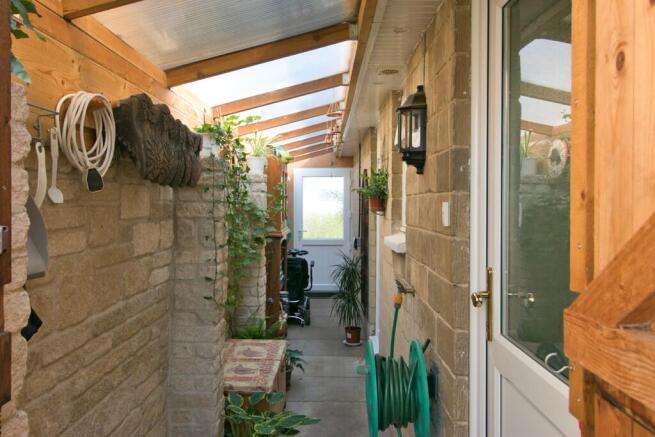 Ashwood Road, Rudloe photo 4